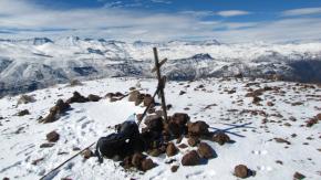 Hombre murió mientras realizaba trekking en cerro de Lo Barnechea: Sufrió paro cardiorrespiratorio Hombre murió mientras realizaba trekking en cerro de Lo Barnechea: Sufrió paro cardiorrespiratorio