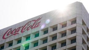Trump dice que Coca-Cola usará azúcar de caña en EEUU