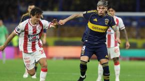 Difícil momento para el ex Colo-Colo: Carlos Palacios es fuertemente pifiado por la Bombonera