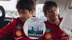 “Santiago, Chile. Nunca he estado en Chile”: Charles Leclerc recibió un especial regalo de fanático chileno “Santiago, Chile. Nunca he estado en Chile”: Charles Leclerc recibió un especial regalo de fanático chileno