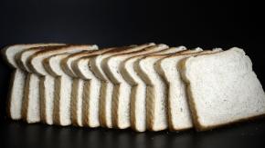 Sernac oficia a reconocida marca de pan tras múltiples reclamos por mal estado de productos