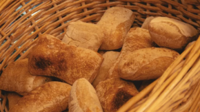Saltó a la fama por una controversia: El pan ciabatta de Bajos de Mena”