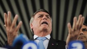 Bolsonaro es vigilado 24 horas en Brasil por "riesgo de fuga" Bolsonaro es vigilado 24 horas en Brasil por "riesgo de fuga"