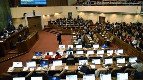Tribunal acoge querella contra diputados que salieron de vacaciones durante semana distrital