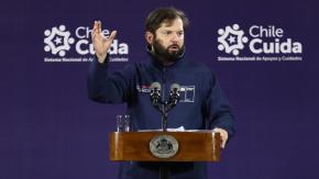 Boric llama a parlamentarios a aprobar fin al CAE: "Voten con una mano en el corazón" Boric llama a parlamentarios a aprobar fin al CAE: "Voten con una mano en el corazón"