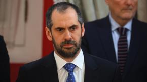 La llegada de Grau a Hacienda se da en medio de dudas sobre su "capacidad técnica" y su militancia en el FA