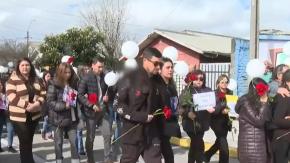 "Hay una familia que queda destrozada": El emotivo adiós a mujer asesinada en conflicto vial en San Pedro de la Paz "Hay una familia que queda destrozada": El emotivo adiós a mujer asesinada en conflicto vial en San Pedro de la Paz