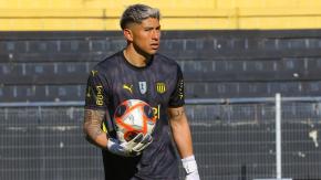 Se comienza a ganar al hincha de Peñarol: El increíble apodo que le pusieron a Brayan Cortés