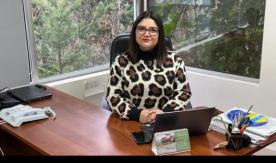"Piñera figura tomando piscola": Reflotan polémicos mensajes de Sandra Maldonado, nueva seremi de Energía en Aysén "Piñera figura tomando piscola": Reflotan polémicos mensajes de Sandra Maldonado, nueva seremi de Energía en Aysén