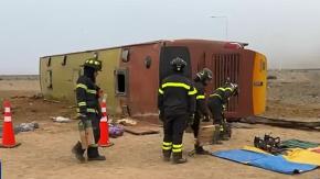 Volcamiento de bus en Copiapó deja al menos tres fallecidos y varios heridos Volcamiento de bus en Copiapó deja al menos tres fallecidos y varios heridos
