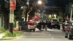 Hombre muere tras ser atacado a balazos dentro de vehículo en Lo Prado Hombre muere tras ser atacado a balazos dentro de vehículo en Lo Prado
