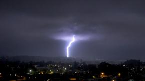 Emiten alerta meteorológica para provincia del Biobío por tormentas eléctricas Emiten alerta meteorológica para provincia del Biobío por tormentas eléctricas