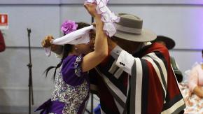 Para lucirse este 18 y no pasar vergüenzas: conoce la plataforma que te puede ayudar a aprender a bailar cueca Para lucirse este 18 y no pasar vergüenzas: conoce la plataforma que te puede ayudar a aprender a bailar cueca