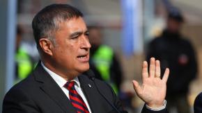 Desbordes por supuesta molestia con Boric tras inaugurar fiestas patrias en La Pampilla: "No voy a polemizar con el Presidente" Desbordes por supuesta molestia con Boric tras inaugurar fiestas patrias en La Pampilla: "No voy a polemizar con el Presidente"