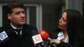 Claudio Rojas explica por qué dejó de ser abogado de Daniela Aránguiz: "No voy a salvar a nadie si no se lo merece" Claudio Rojas explica por qué dejó de ser abogado de Daniela Aránguiz: "No voy a salvar a nadie si no se lo merece"