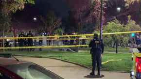 Se roció líquido acelerante y se prendió fuego: Hombre muere quemado en el Parque Bustamante Se roció líquido acelerante y se prendió fuego: Hombre muere quemado en el Parque Bustamante