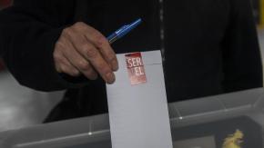 Encuesta Criteria revela giro a la derecha en identificación política Encuesta Criteria revela giro a la derecha en identificación política