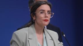 Vallejo y renuncia de Pardow tras error en tarifa de luz: "Queremos que algo de esta magnitud no se vuelva a repetir" Vallejo y renuncia de Pardow tras error en tarifa de luz: "Queremos que algo de esta magnitud no se vuelva a repetir"