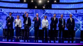 Economía, pensiones y empleo: Así fue el debate entre los ocho candidatos presidenciales Economía, pensiones y empleo: Así fue el debate entre los ocho candidatos presidenciales
