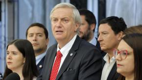 Republicanos asegura que figuras de Demócratas respaldarán candidatura de Kast: "Están con toda la disposición" Republicanos asegura que figuras de Demócratas respaldarán candidatura de Kast: "Están con toda la disposición"
