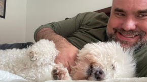 "Te amamos hasta la eternidad”: Gianfranco Marcone despide con emoción a su compañero peludo tras 15 años juntos