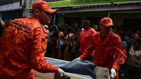 "Degollaron a mi hijo", dice madre de joven muerto en operación policial en Rio "Degollaron a mi hijo", dice madre de joven muerto en operación policial en Rio