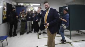 "No pongo condiciones": Kaiser compromete su apoyo a candidatos de oposición en eventual segunda vuelta y arremete contra Jara "No pongo condiciones": Kaiser compromete su apoyo a candidatos de oposición en eventual segunda vuelta y arremete contra Jara
