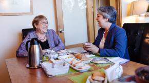 Oposición cuestiona candidatura a la ONU de Bachelet tras gesto a Jara Oposición cuestiona candidatura a la ONU de Bachelet tras gesto a Jara