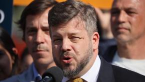 Kaiser insiste en arremetida contra el SML y apunta a "militancia" de la dirección en el PC Kaiser insiste en arremetida contra el SML y apunta a "militancia" de la dirección en el PC