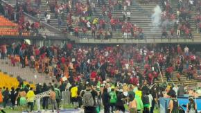 Casi 60 heridos por enfrentamiento entre hinchas en un estadio de Colombia