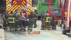 Dos muertos tras accidente entre micro y auto en Lo Espejo 