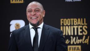 Fue operado de urgencia: Preocupación en el mundo del fútbol por salud de Roberto Carlos