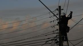 Enel anuncia corte programado de luz para este sábado en cinco comunas de la RM