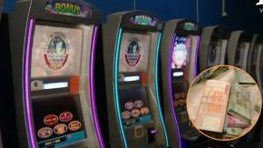 Desbaratan casino ilegal en Ñuñoa: guardaban dinero en las paredes y sacaron más de 80 máquinas