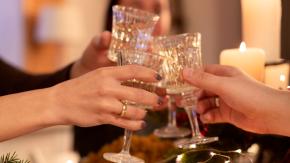 Atención con estas comidas de Año Nuevo que deberías evitar si consumes alguno de estos fármacos para perder peso