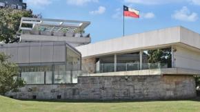 Qué dice el sumario sobre la embajada de Chile en Argentina por facturas irregulares y compra de dólares en mercado informal