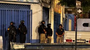 Al menos tres detenidos en operativo en Barrio Meiggs: Buscarían desarticular "mafia extranjera"