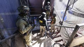 Intenso operativo antidrogas en Peñaflor: líder de banda detenida "tiene directa relación" con Sabrina Durán