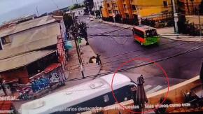 Joven universitaria muere tras ser atropellada por una micro en Valparaíso: iba cruzando por un paso de cebra