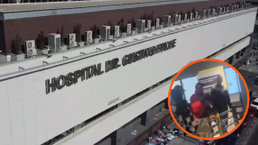 VIDEO | Guardias golpearon a un hombre en la urgencia del Hospital Gustavo Fricke VIDEO | Guardias golpearon a un hombre en la urgencia del Hospital Gustavo Fricke