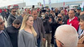 Angelina Jolie visita el paso de Rafah para expresar su apoyo a la población de Gaza