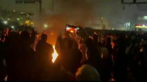 Las protestas siguen en Irán, pese al temor a una brutal represión