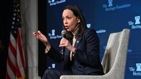 Machado dice que Venezuela está empezando "una verdadera transición hacia la democracia"