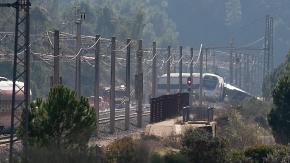 Al menos un muerto y 15 heridos en nuevo accidente ferroviario en España