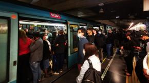 Metro informa retraso en Línea 5 por perrito que se encuentra en la vía