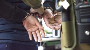 Tenía más de 500 multas: Detienen a conductor en Estación Central con $36 millones en sanciones y documentos falsos