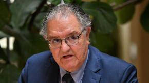 Francisco Huenchumilla renuncia a la presidencia de la DC y apunta a un liderazgo de una "nueva generación"