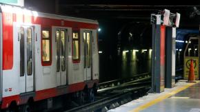 Metro de Santiago suspende parte de su servicio en Línea 1