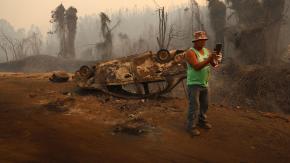 Bonos y postergación de pagos: Las ayudas anunciadas para damnificados por incendios