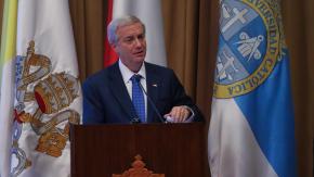 EN VIVO | Sigue la presentación de José Antonio Kast en seminario de Clapes UC "Reflexiones sobre Chile 2026-2030"